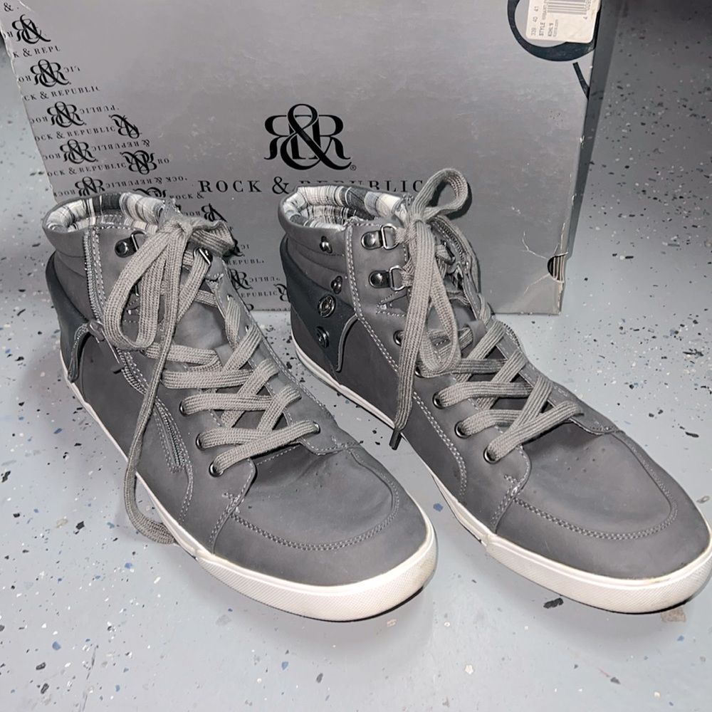Rock & Republic MENS Bartley Gray High Top Tennis shoes!